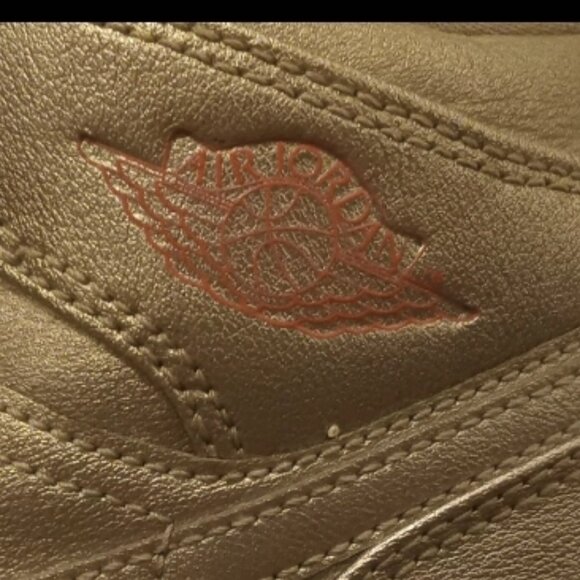 Colorful youth jordans - Picture 3 of 4